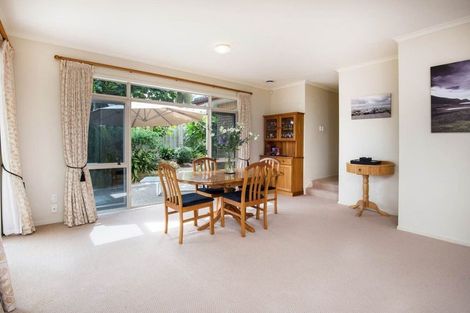 Photo of property in 4 Saltwood Street, Red Beach, 0932