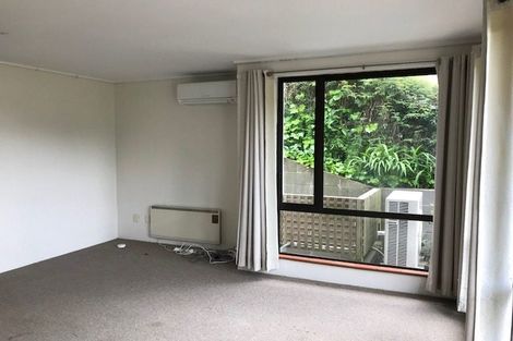 Photo of property in 3a Donald Crescent, Karori, Wellington, 6012