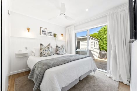 Photo of property in 851 Whangaparaoa Road, Manly, Whangaparaoa, 0930