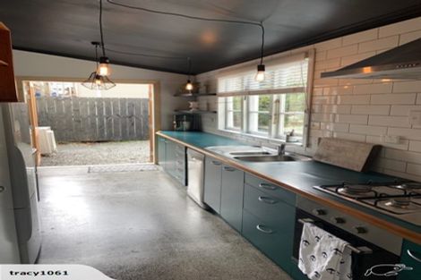 Photo of property in 49 Rolleston Street, Mount Cook, Wellington, 6021