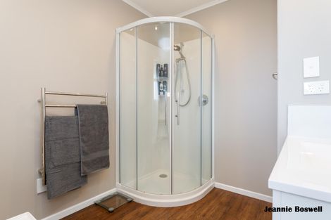 Photo of property in 3 Oriana Place, Highbury, Palmerston North, 4412