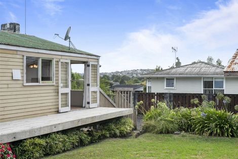 Photo of property in 13 Ennis Avenue, Pakuranga Heights, Auckland, 2010