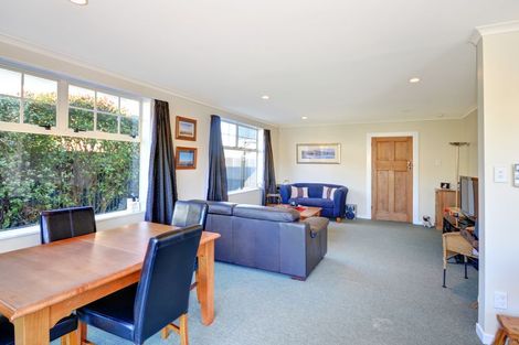 Photo of property in 11 Hargest Crescent, Saint Kilda, Dunedin, 9012