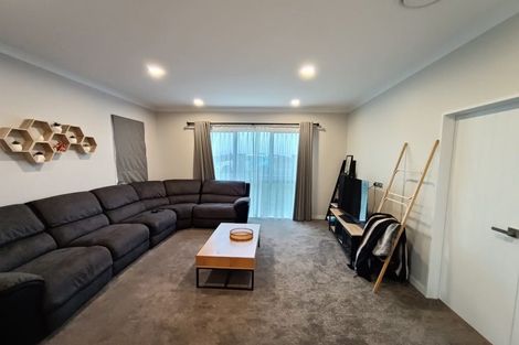 Photo of property in 70 Puni Road, Pukekohe, 2120