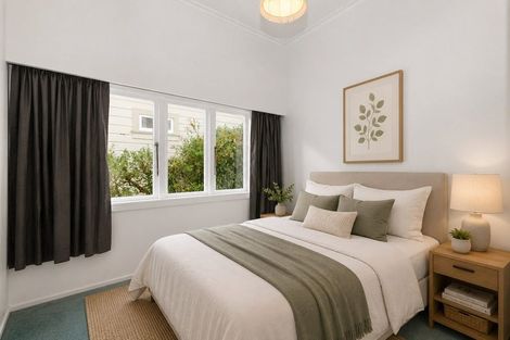 Photo of property in 12 Fernhill Terrace, Wadestown, Wellington, 6012