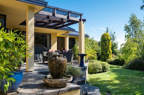 Photo of property in 58 Palmerston Road, Havelock North, 4130