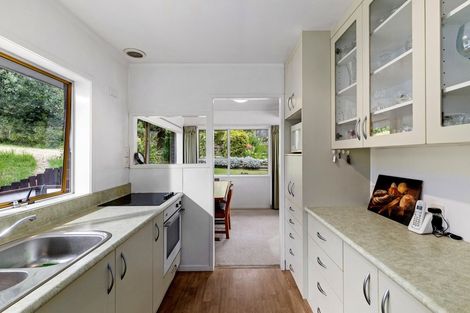 Photo of property in 2/4 Celina Place, Browns Bay, Auckland, 0630