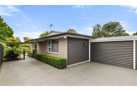 Photo of property in 2/5 Esher Place, Saint Martins, Christchurch, 8022