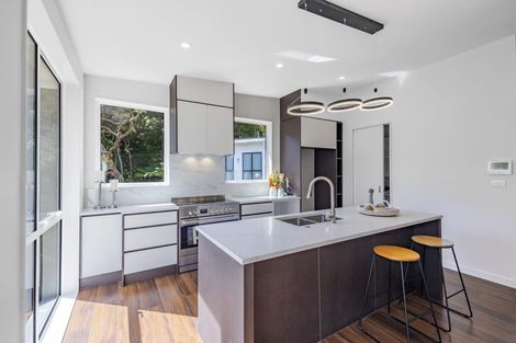 Photo of property in 27 John Court Street, Birkenhead, Auckland, 0626