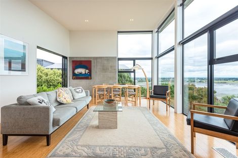 Photo of property in 45 Saint Andrews Hill Road, Mount Pleasant, Christchurch, 8081