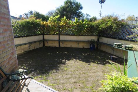 Photo of property in 19 Kew Road, Westport, 7825