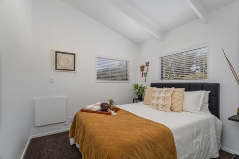 Photo of property in 32 Julian Road, Onemana, Whangamata, 3691