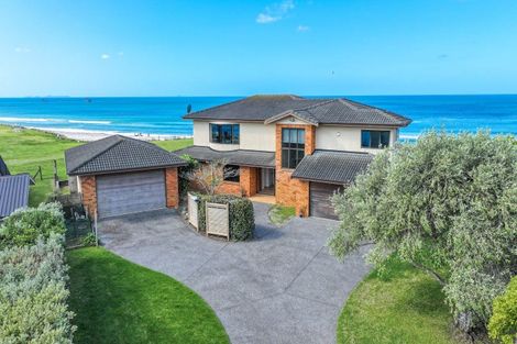 Photo of property in 5 Kon Tiki Road, Whiritoa, Whangamata, 3691