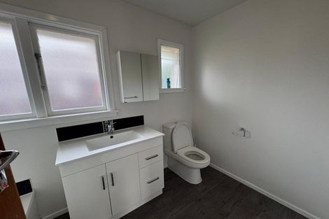 Photo of property in 73 Appleby Crescent, Burnside, Christchurch, 8053
