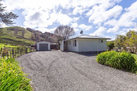 Photo of property in 1543a Annedale Road, Tinui, 5894