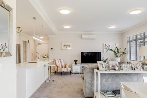 Photo of property in 96 Panorama Heights, Orewa, 0931