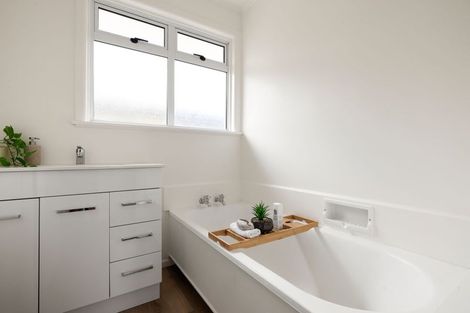 Photo of property in 8 Forsyth Street, St Andrews, Hamilton, 3200