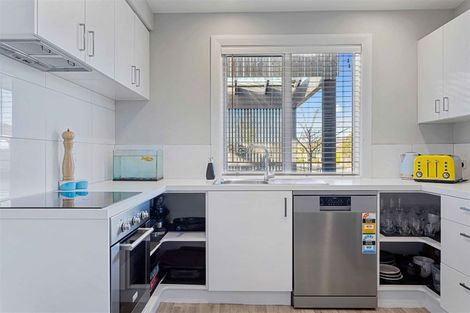 Photo of property in 74 Grafton Street, Waltham, Christchurch, 8011