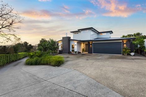 Photo of property in 2 Miran Lane, Red Beach, 0932