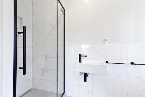 Photo of property in 23 Molyneux Close, Whitby, Porirua, 5024