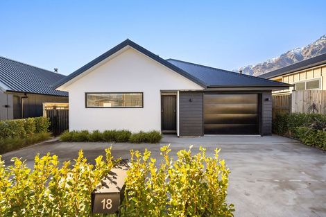 Photo of property in 18 Crop Street, Jacks Point, 9371