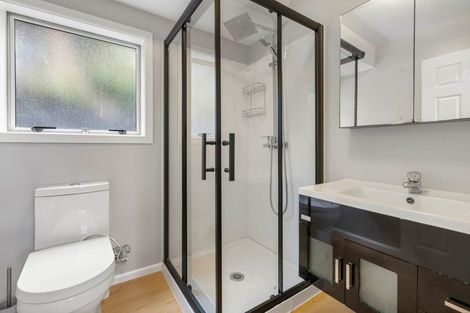 Photo of property in 70 Manuroa Road, Takanini, 2112