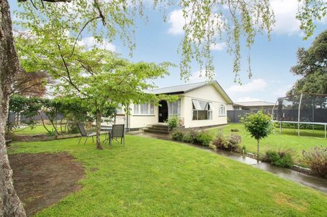 Photo of property in 6 Oxford Street, Taradale, Napier, 4112