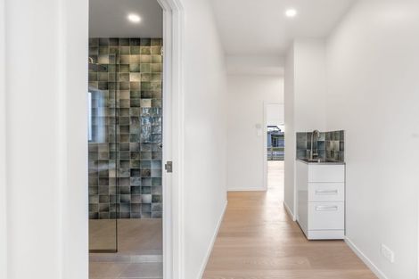 Photo of property in 2 Tokoroa Road, Tairua, 3508