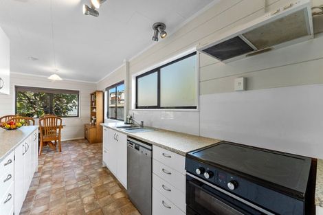 Photo of property in 1/122 Verran Road, Birkdale, Auckland, 0626