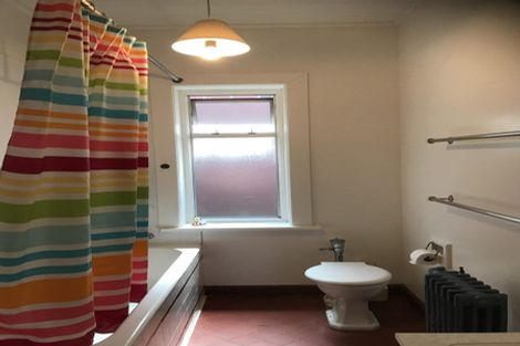 Photo of property in 49 Tanera Crescent, Brooklyn, Wellington, 6021