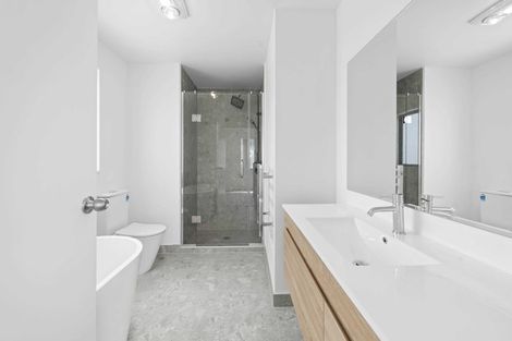 Photo of property in 33 Sunnypark Avenue, Rosehill, Papakura, 2113