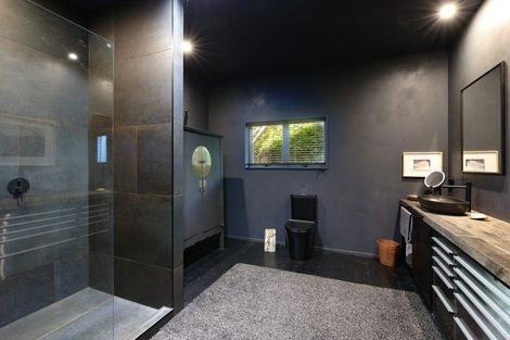 Photo of property in 70 Glen Road, The Glen, Dunedin, 9011