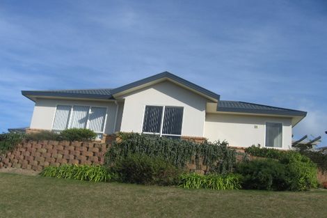 Photo of property in 3 The Masthead, Whitby, Porirua, 5024