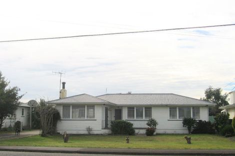 Photo of property in 112 Warwick Road, Mayfair, Hastings, 4122