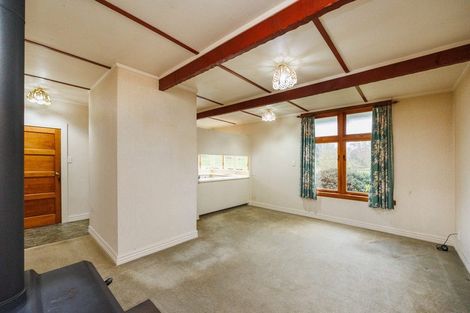 Photo of property in 56 Ongo Road, Hunterville, 4730