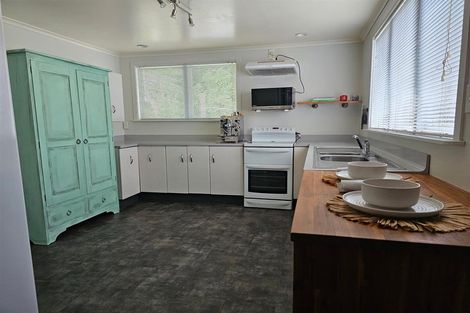 Photo of property in 2c Kaitoke Loop Road, Kaitoke, Upper Hutt, 5018