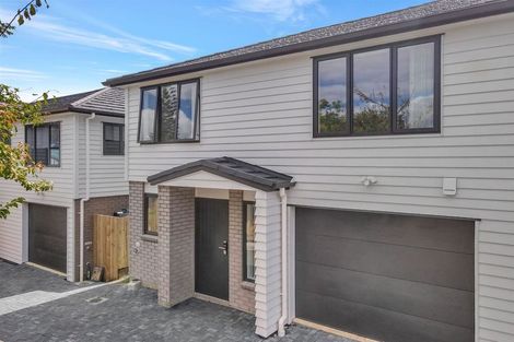 Photo of property in 9e Kingdale Road, Henderson, Auckland, 0610