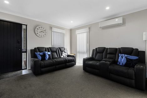 Photo of property in 1 Belt Lane, Papamoa, 3118