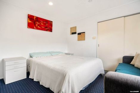 Photo of property in 1/18 Eulogy Place, Randwick Park, Auckland, 2105