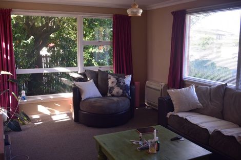 Photo of property in 151 Avonhead Road, Avonhead, Christchurch, 8042