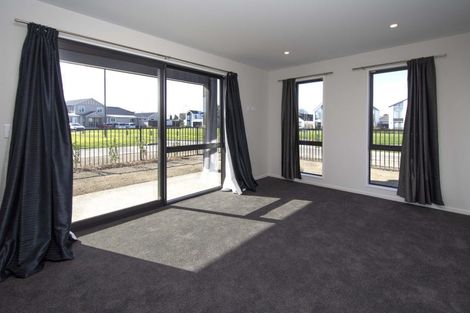 Photo of property in 8 Preferred Lane, Halswell, Christchurch, 8025