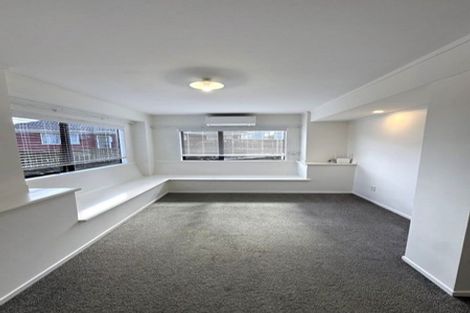 Photo of property in 20 Pahi Place, West Harbour, Auckland, 0618