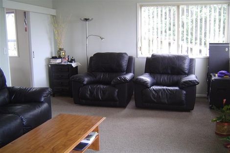 Photo of property in 21 Laurina Road, Sunnynook, Auckland, 0620