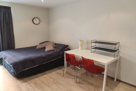 Photo of property in Dual Apartments, 108/142 Vivian Street, Te Aro, Wellington, 6011