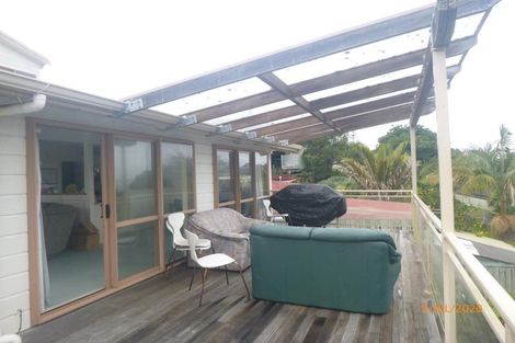 Photo of property in 17 Sea Vista Avenue, Beach Haven, Auckland, 0626