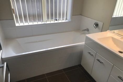 Photo of property in 28a Rosier Road, Glen Eden, Auckland, 0602