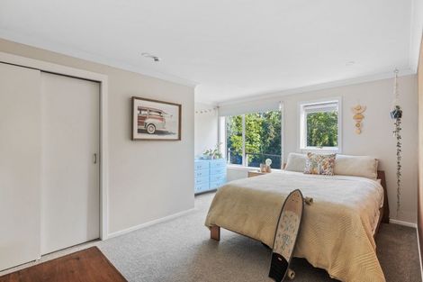 Photo of property in 44 Victoria Road, New Plymouth, 4310
