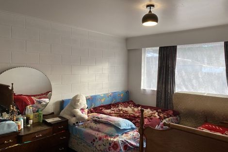 Photo of property in 10f6 Rawson Street, Tawa, Wellington, 5028