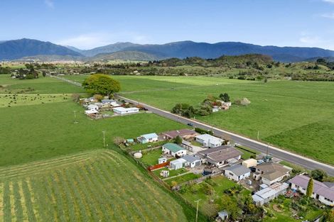 Photo of property in 178 Abel Tasman Drive, Takaka, 7183