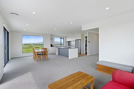 Photo of property in 1/757 Tuhikaramea Road, Ngahinapouri, Hamilton, 3290